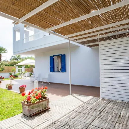 בית נופש Casa Del Sole מרינה די רגוזה